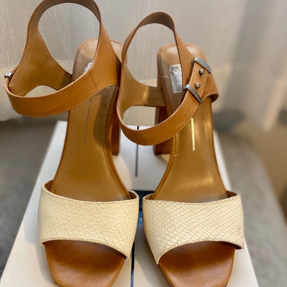 Dolce Vita Leather Ankle-Strap Sandals - Picture 3 of 7